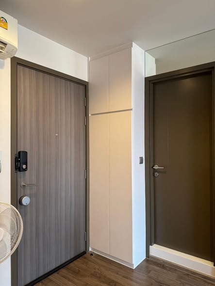 room interior of Life Ladprao Valley