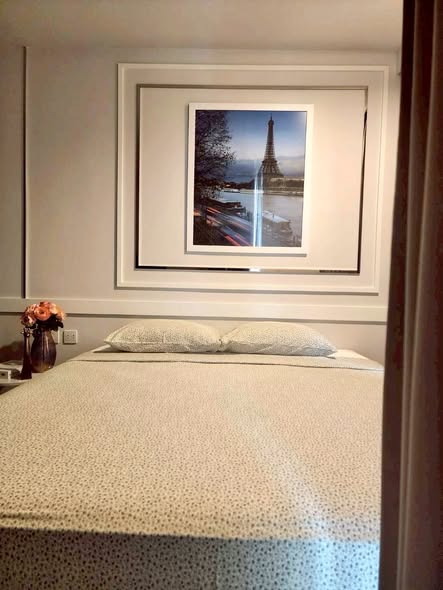 bedroom of Life One Wireless