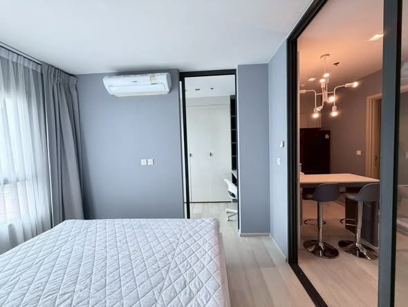 bedroom and room interior of Life One Wireless