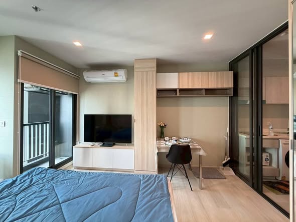 bedroom and room interior of Life One Wireless