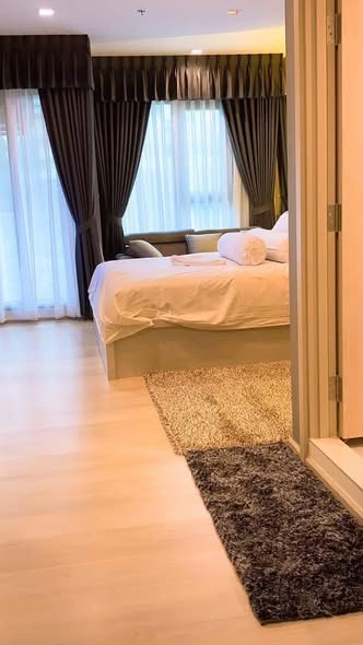bedroom and room interior of Life One Wireless