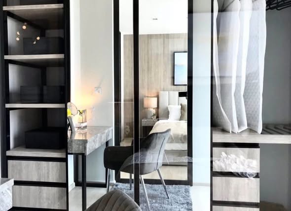 living room and room interior of Life One Wireless