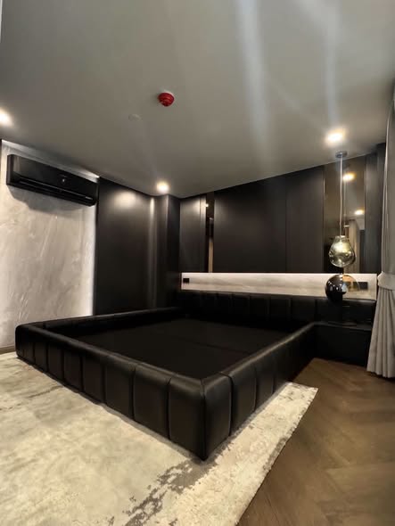 bedroom of Life Rama 4 – Asoke