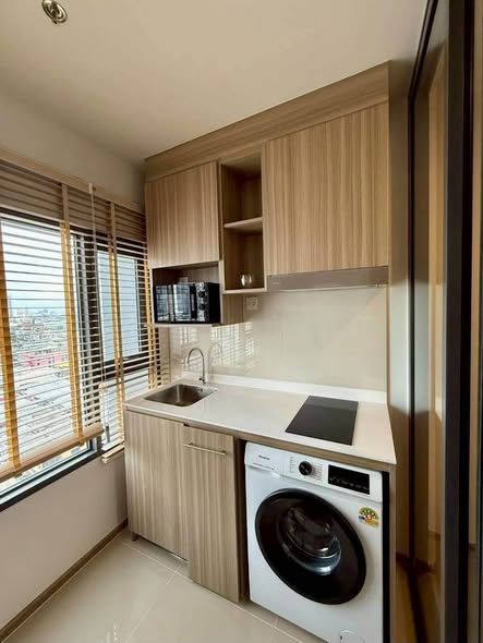 bedroom of Life Rama 4 – Asoke