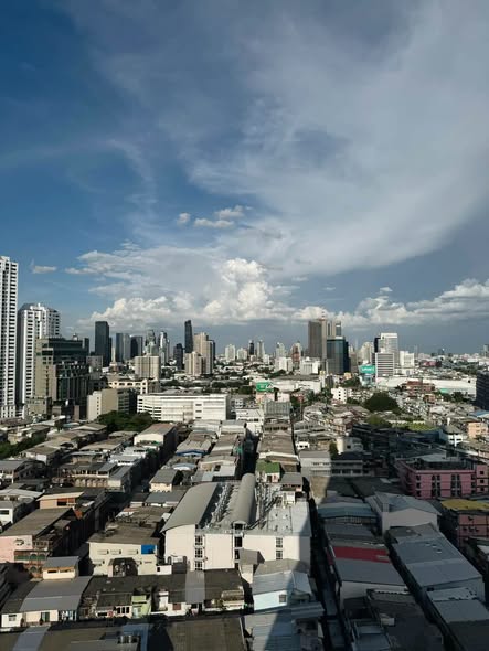 Life Rama 4 – Asoke