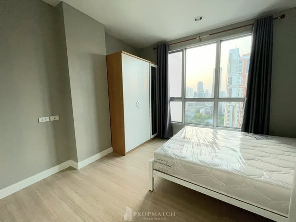 bedroom of Life @ Sathon 10