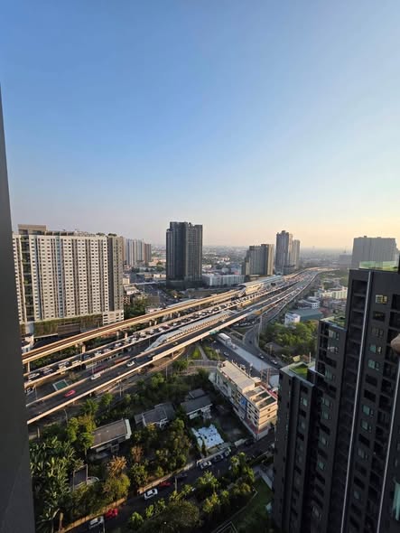 Life Sathorn Sierra ไลฟ์ สาทร เซียร์รา
