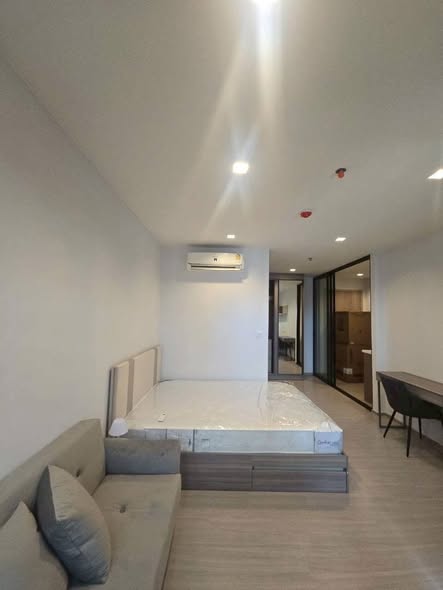 Life Sathorn Sierra ไลฟ์ สาทร เซียร์รา