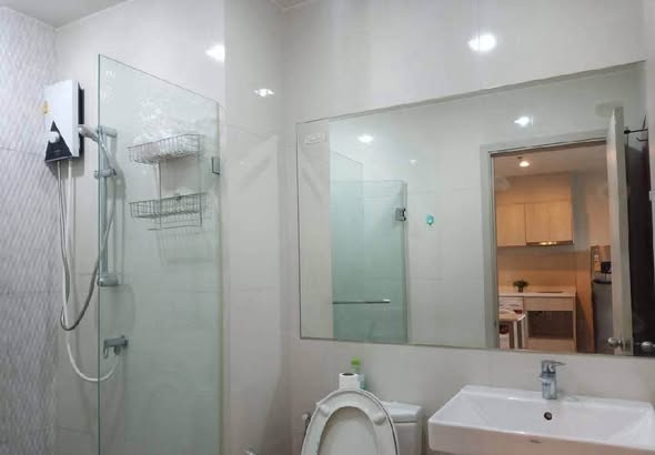 room interior of Life Sukhumvit 48