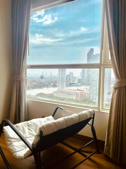 bedroom of Lighthouse Condominium