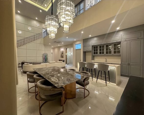 living room and kitchen of นาราสิริ กรุงเทพกรีฑา