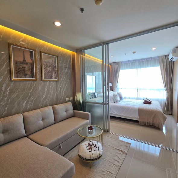 bedroom and living room of Lumpini Seaview Jomtien