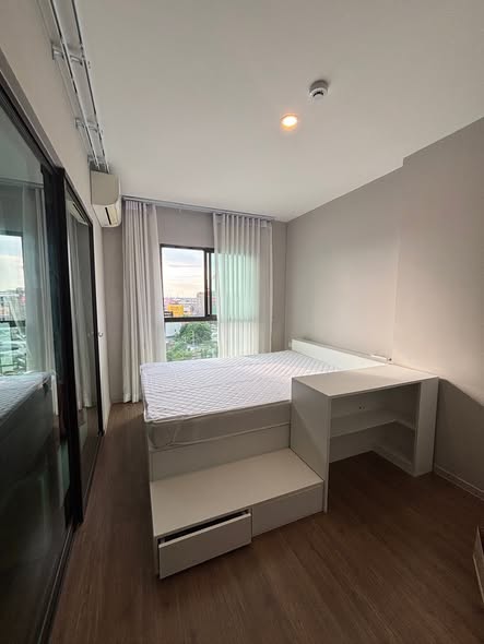 bedroom of Lumpini Selected Charan 65 – Siridhorn Station
