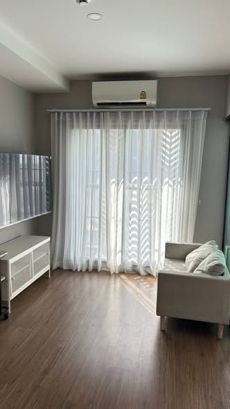 room interior of Lumpini Selected Charan 65 – Siridhorn Station