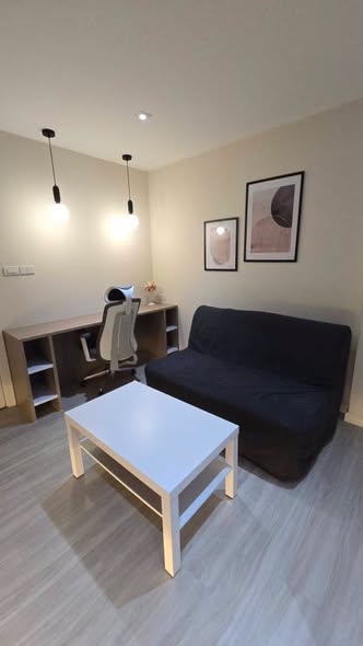 living room and room interior of Lumpini Suite Sukhumvit 41
