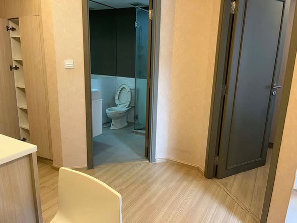 room interior of Maestro 12 Ratchathewi