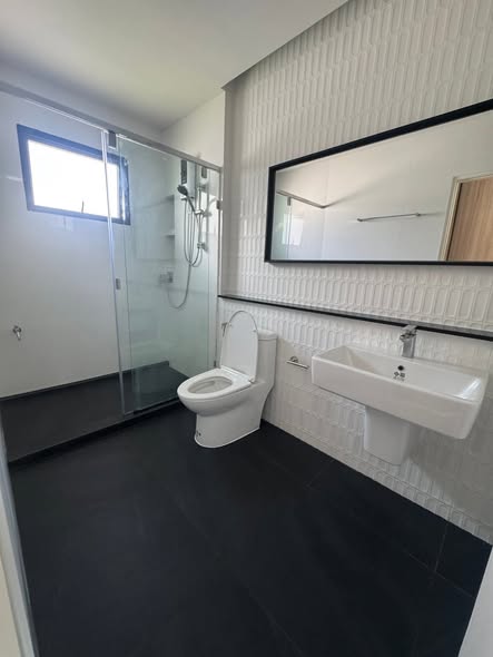 bathroom of Manthana Srinakarindra-Bangna