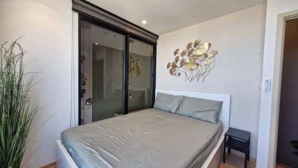 bedroom and room interior of MARU Ekkamai 2