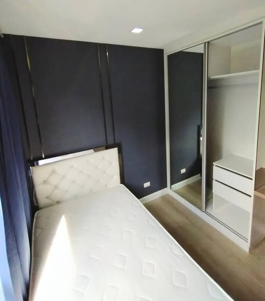 bedroom of Metro Luxe Ratchada