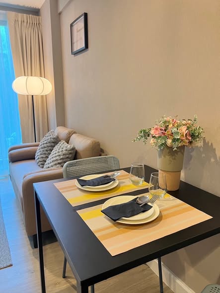 room interior of Metro Luxe Riverfront Rattanathibet