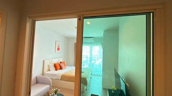 bedroom and room interior of Metro Sky Wutthakat