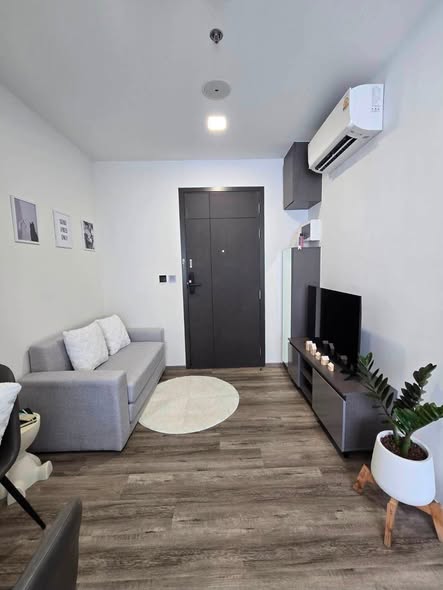living room and room interior of Modiz Vault Kaset Sripatum
