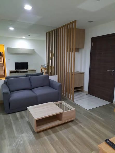 living room and room interior of Moniiq Sukhumvit 64