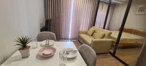 living room and room interior of NICHE MONO Bangpo
