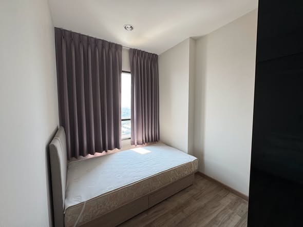 bedroom and room interior of Niche MONO Sukhumvit Bearing