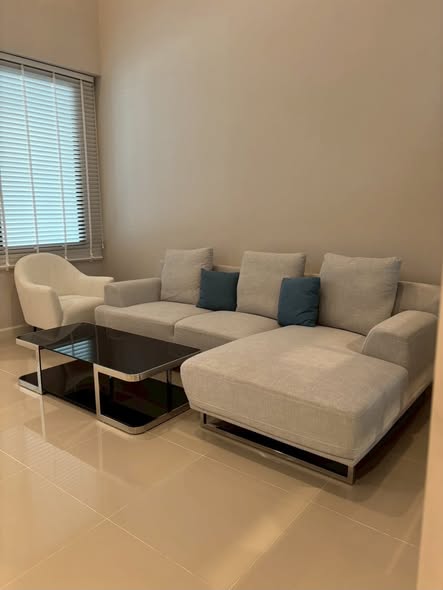 living room of Nirvana Define Srinakarin-Rama9