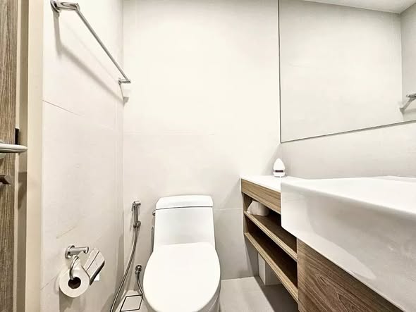 bathroom of Noble Ambience Sukhumvit 42