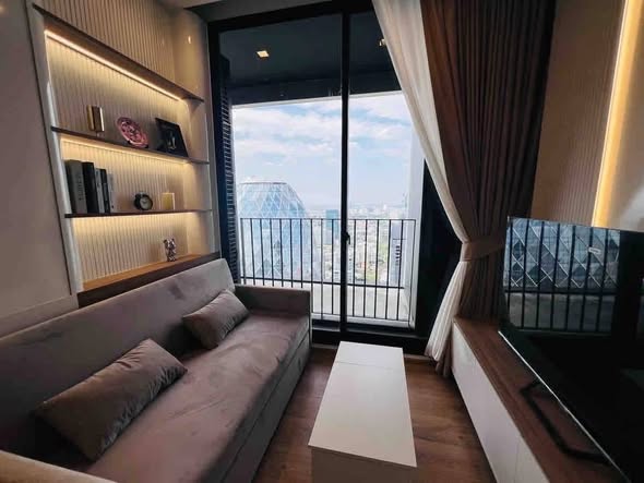 living room and bedroom of Noble Around Ari
