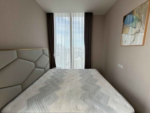 bedroom of Noble BE 19