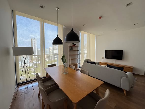 living room of Noble BE33