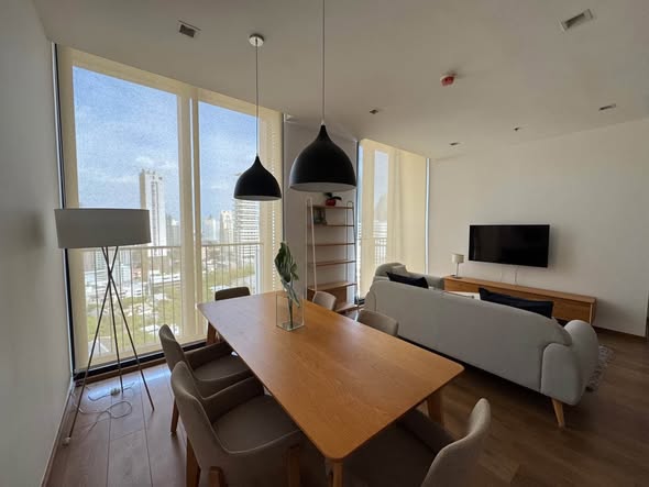living room and room interior of Noble BE33