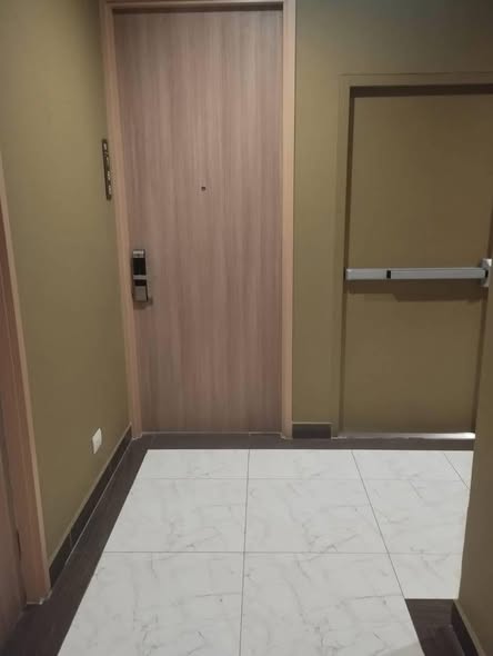 room interior of Noble BE33