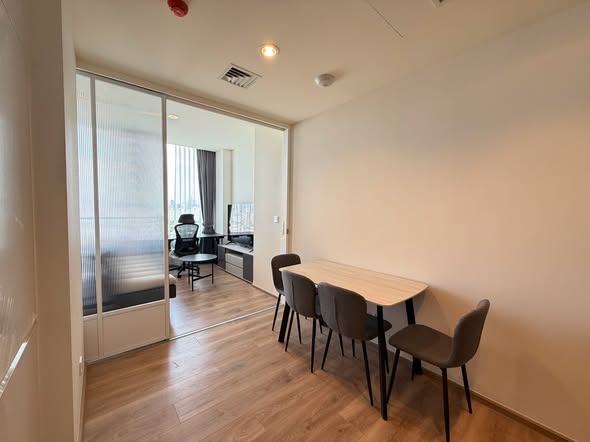 room interior of Noble Form Thonglor โนเบิล ฟอร์ม ทองหล่อ