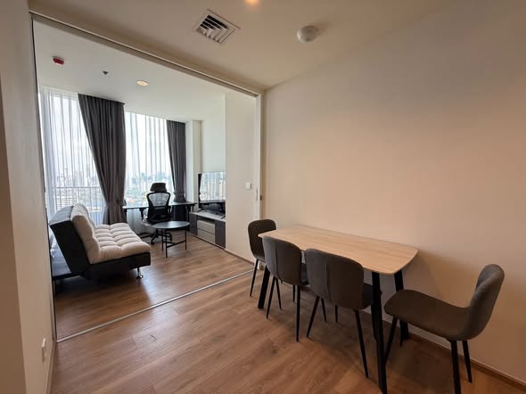 room interior of Noble Form Thonglor โนเบิล ฟอร์ม ทองหล่อ