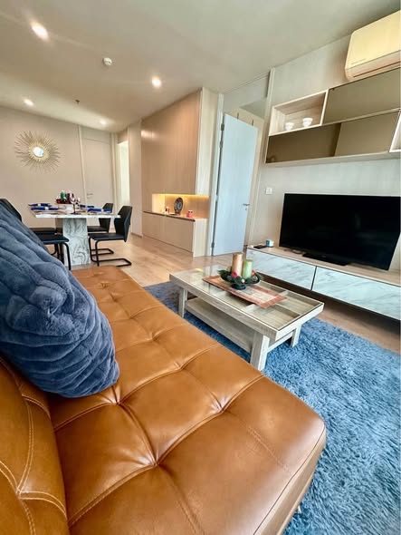 living room of Noble Recole