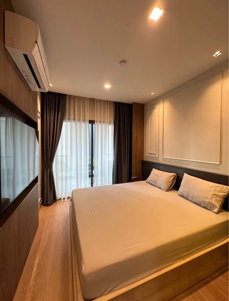 bedroom of Noble Remix