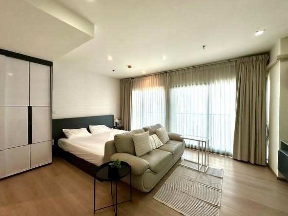 bedroom of Noble Remix