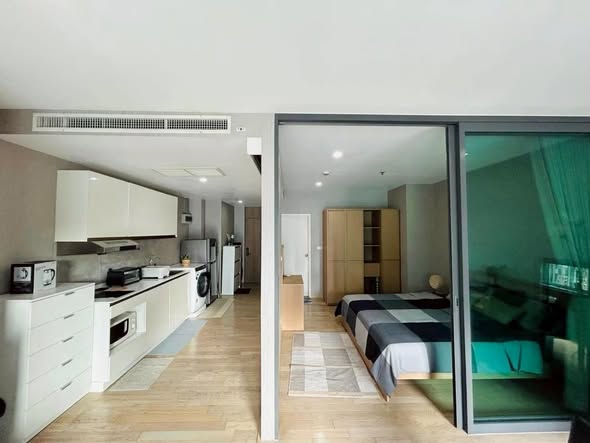 bedroom and room interior of Noble Remix