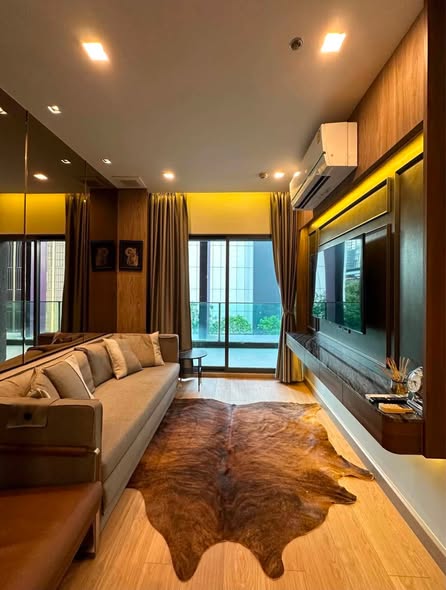 living room of Noble Remix