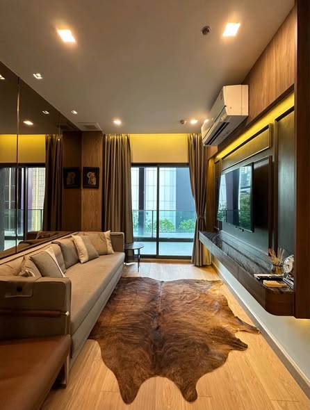 living room of Noble Remix