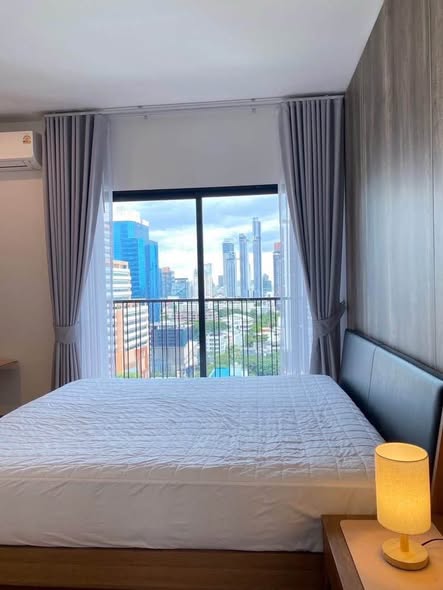 bedroom of Noble Reveal
