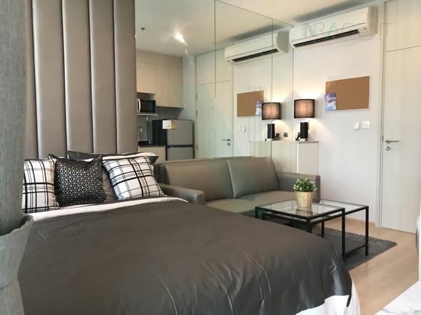 bedroom of Noble Revolve Ratchada 1