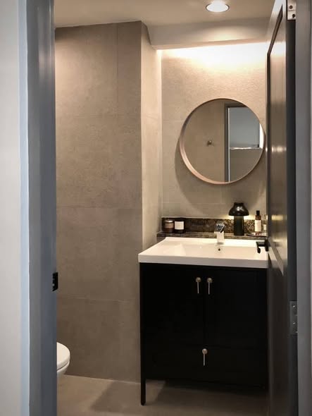 bathroom of Noble Solo