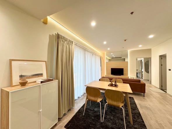 living room and room interior of Noble Solo