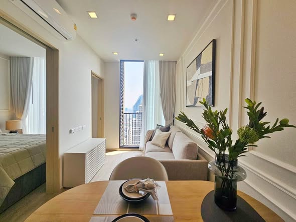 living room and bedroom of Noble State Sukhumvit 39