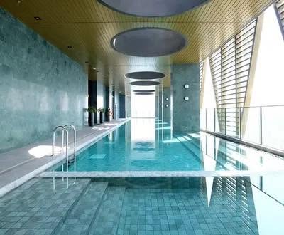 pool of Noble State Sukhumvit 39